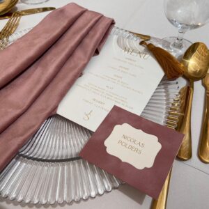 Staroružový zamatový príručník